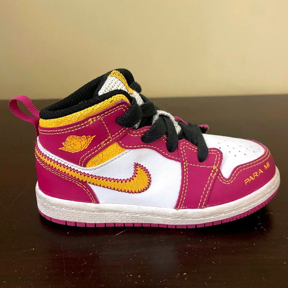 Jordan 1 Mid Dia‎ de los Muertos Familia Fuchsia Gold DC0501-100 Toddler Size 8C